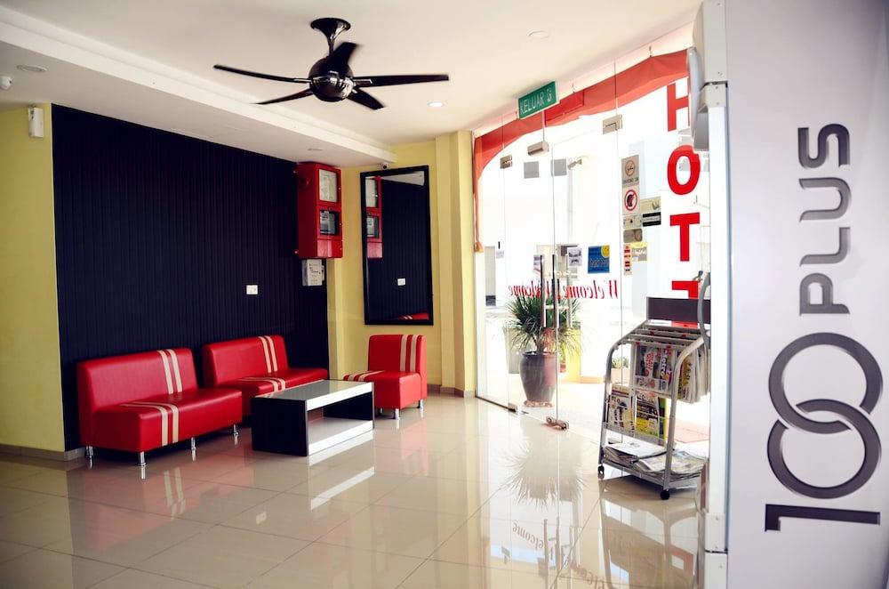ホテル スリ レンビア Malacca エクステリア 写真